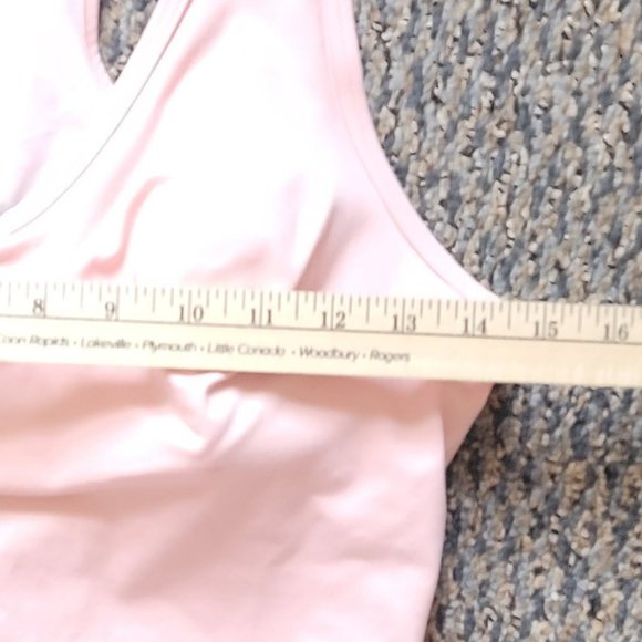 VICTORIAS SECRET Tank Pink VSX Sport w Underwire Workout Top V Neck Size Large - Picture 11 of 14